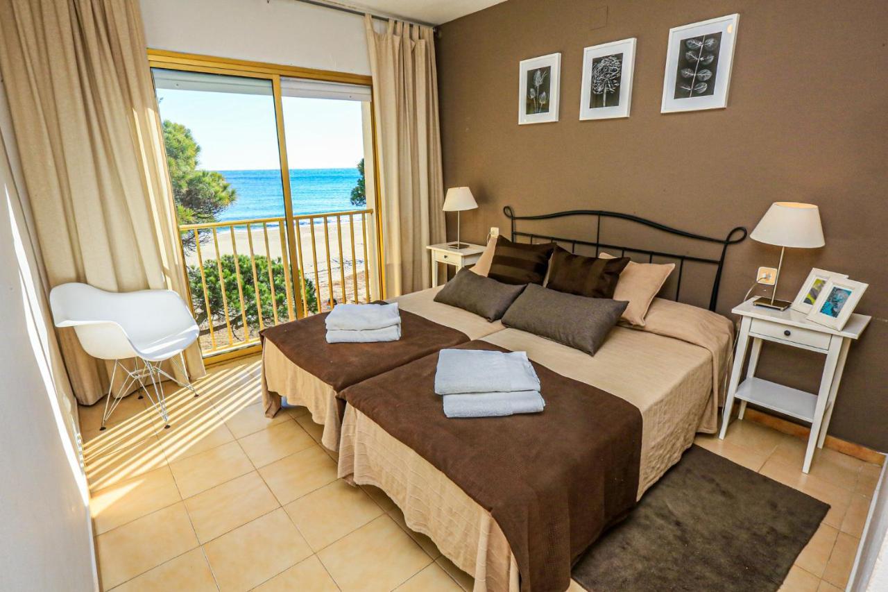 Апартаменты Playmar Litoral Costa Dorada - Only Families Камбрильс Экстерьер фото