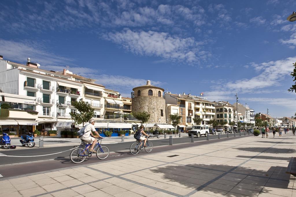 Апартаменты Playmar Litoral Costa Dorada - Only Families Камбрильс Экстерьер фото